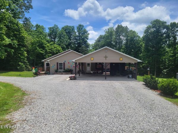 228 Paul Wheeler Lane, Jamestown, TN 38556