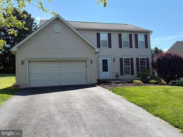 414 FLAGSTONE CIRCLE, COATESVILLE, PA 19320