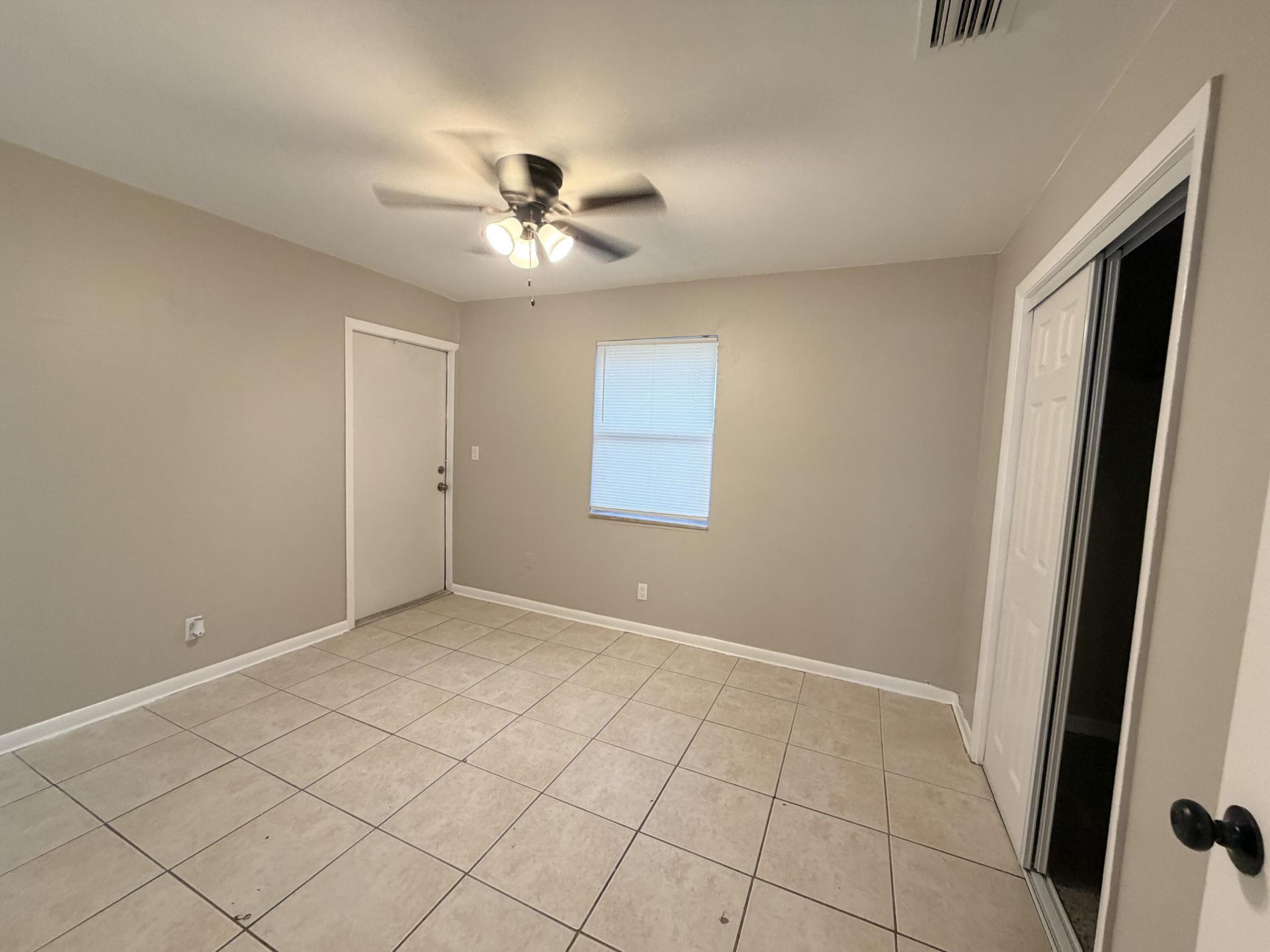 612 4th Street, West Palm Beach, FL 33401 Photo