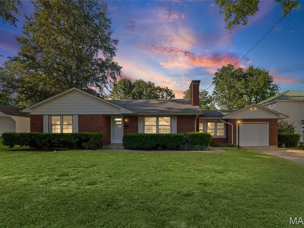 155 W Lebanon Street, Nashville, IL 62263