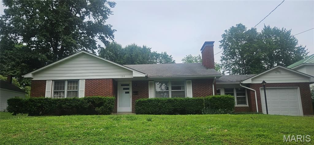 155 W Lebanon Street, Nashville, IL 62263 Main Photo