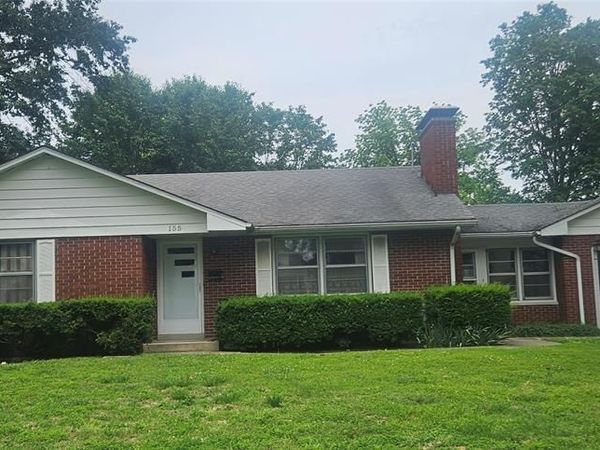 155 W Lebanon Street, Nashville, IL 62263