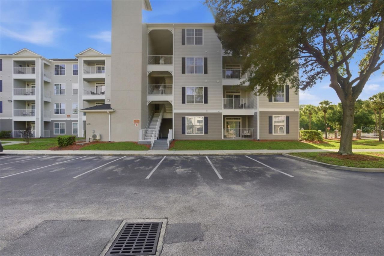 3176 Feltrim Place , Unit 302, Kissimmee, FL 34747 Photo