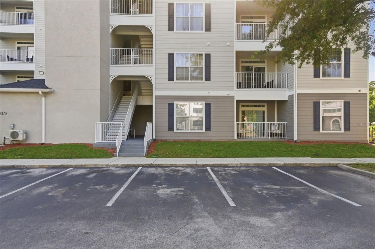 3176 Feltrim Place , Unit 302, Kissimmee, FL 34747 Photo