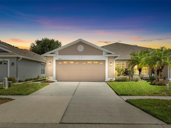 19245 BARRED OWL COURT , LAND O LAKES, FL 34638