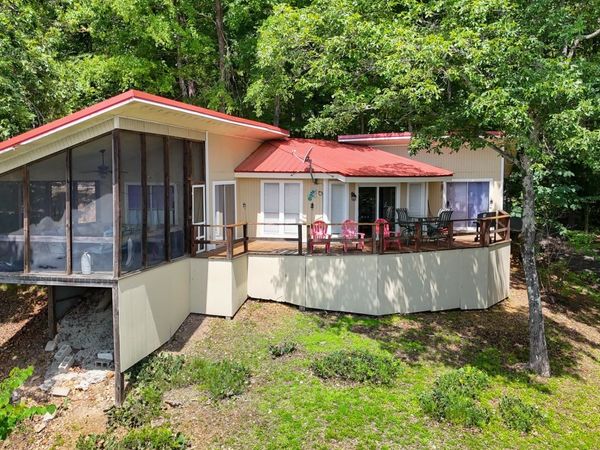 111 CR 262 RD, Iuka, MS 38852
