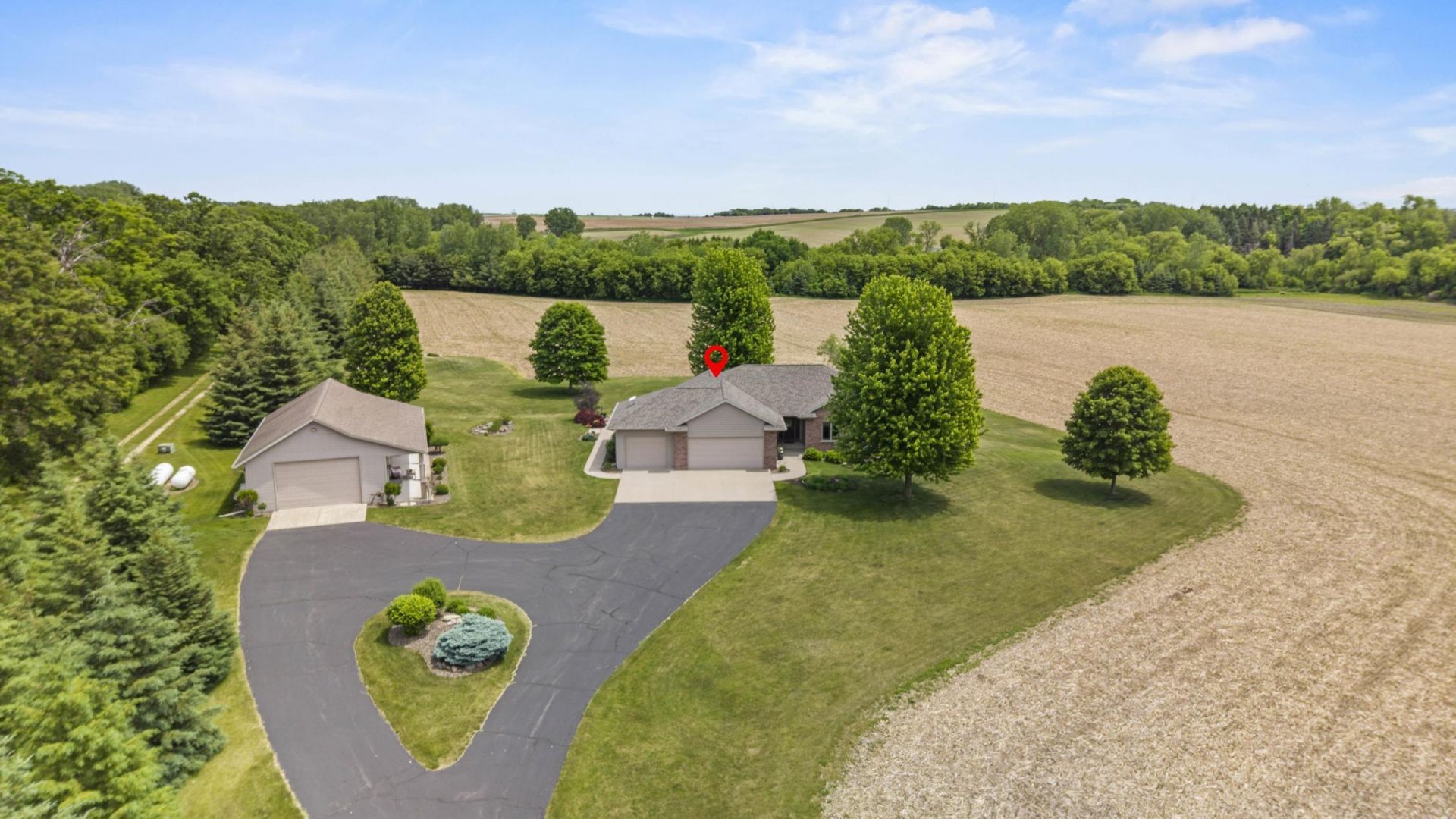 N7166 Forest Ridge Road, Ripon, WI 54971 Main Photo