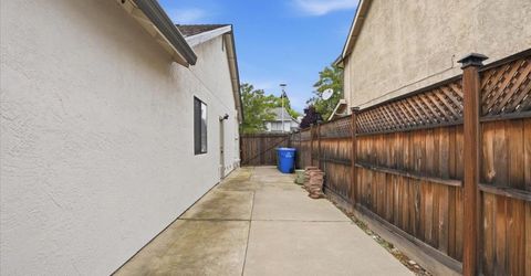 9013 Lanetry Ct, Elk Grove, CA 95758 Photo