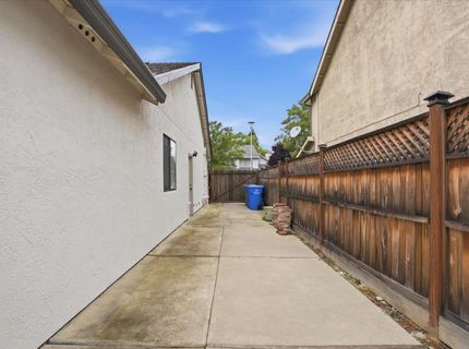 9013 Lanetry Ct, Elk Grove, CA 95758 Photo