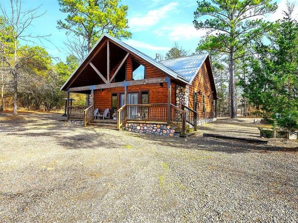144 Honey Crisp Lane, Broken Bow, OK 74728