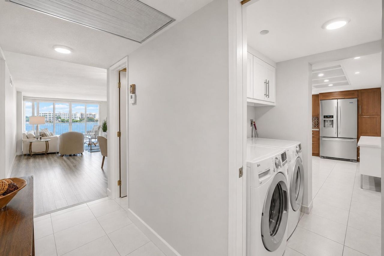 2900 N Course Drive, Unit 208, Pompano Beach, FL 33069 Photo