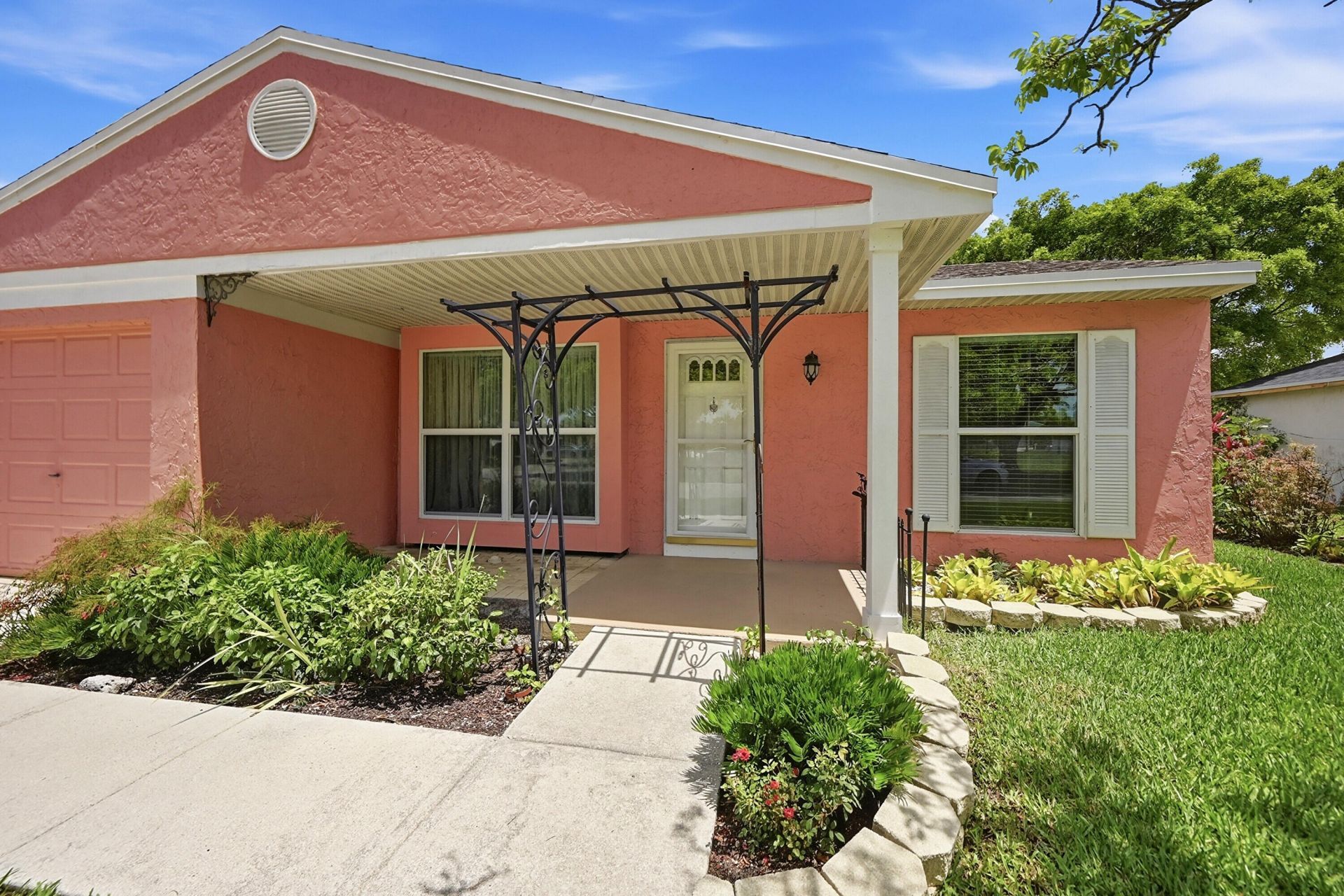 8131 Country Park Drive, Boca Raton, FL 33433 Photo