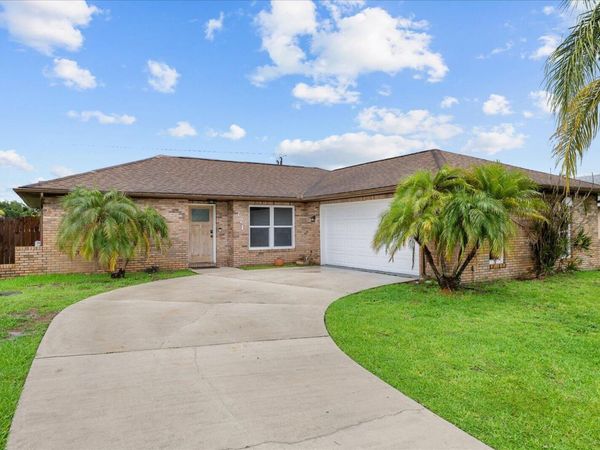 371 SW Butler Avenue, Port St. Lucie, FL 34983