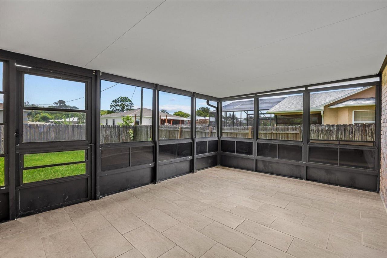 371 SW Butler Avenue, Port Saint Lucie, FL 34983 Photo
