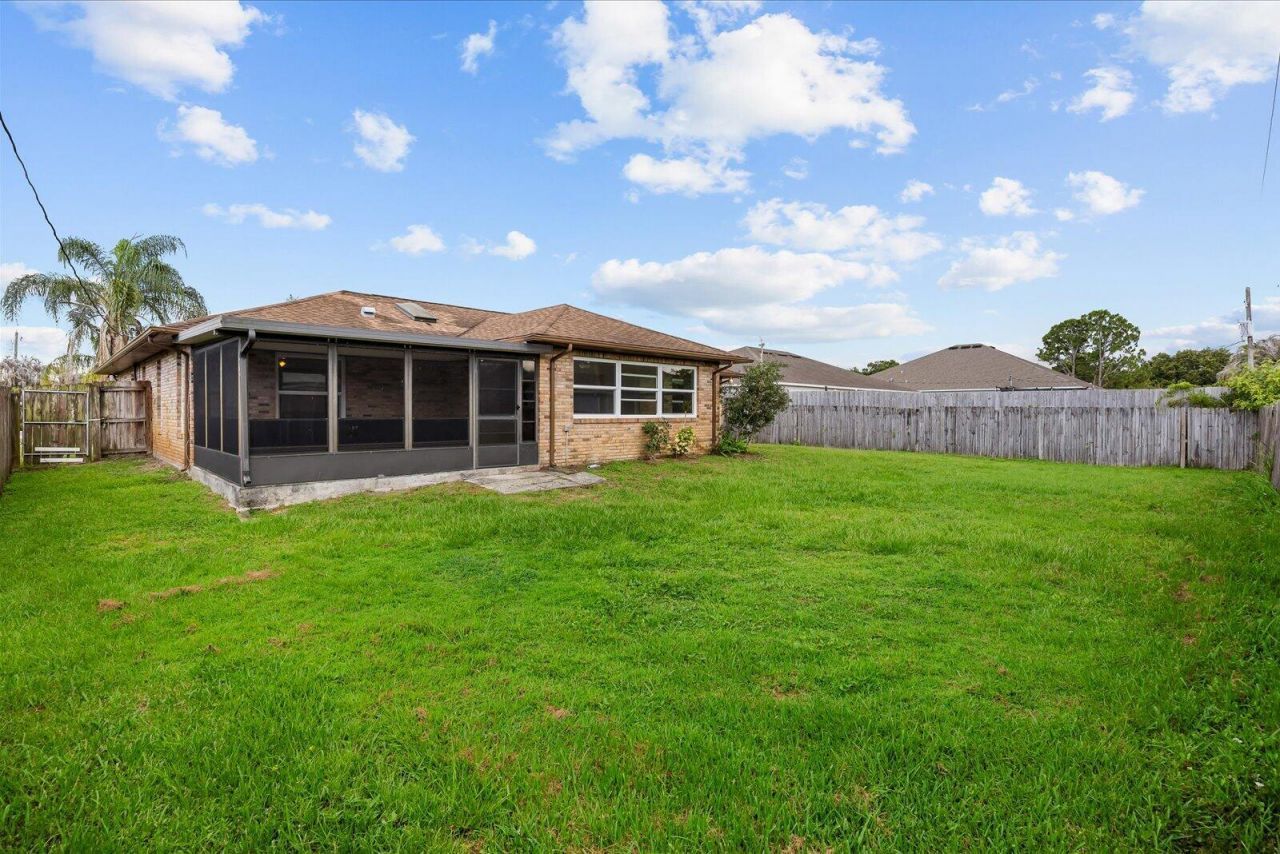 371 SW Butler Avenue, Port Saint Lucie, FL 34983 Photo