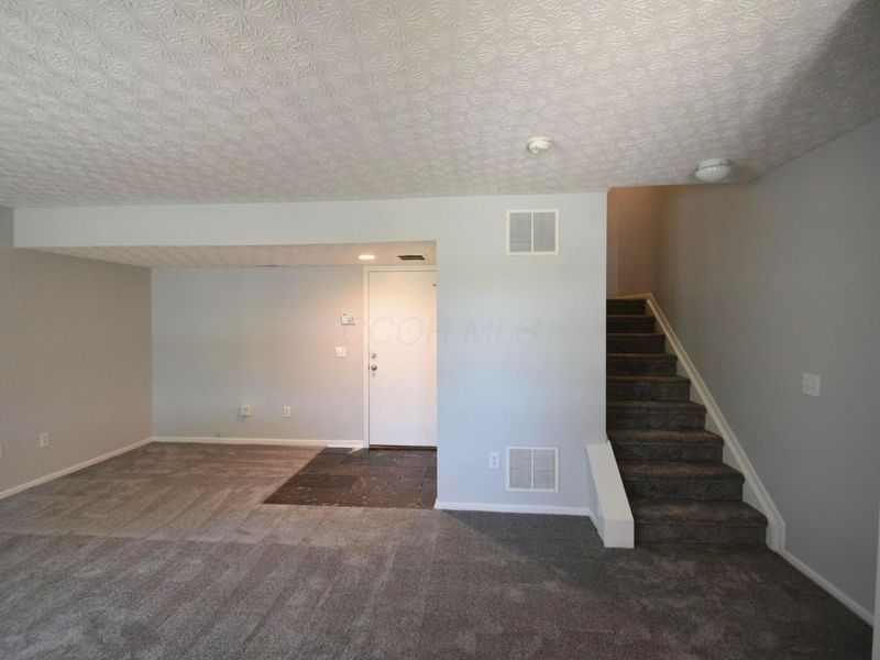 5456 Bull Creek Drive, Unit 106, Dublin, OH 43016 Photo 6