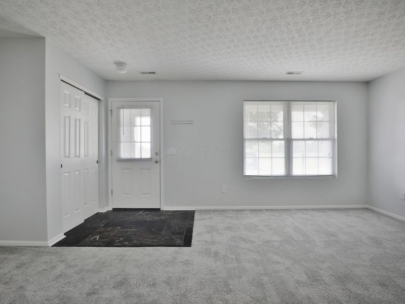 5456 Bull Creek Drive, Unit 106, Dublin, OH 43016 Photo 6