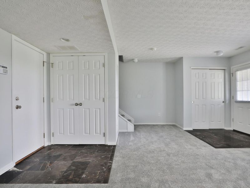 5456 Bull Creek Drive, Unit 106, Dublin, OH 43016 Photo 9