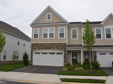 42513 BENFOLD SQUARE , BRAMBLETON, VA 20148
