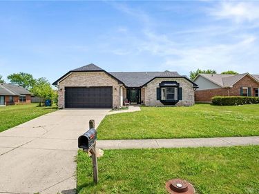 8848 Trowbridge Way, Huber Heights, OH 45424