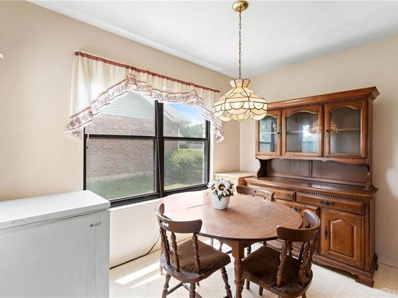 8848 Trowbridge Way, Huber Heights, OH 45424 Photo 10