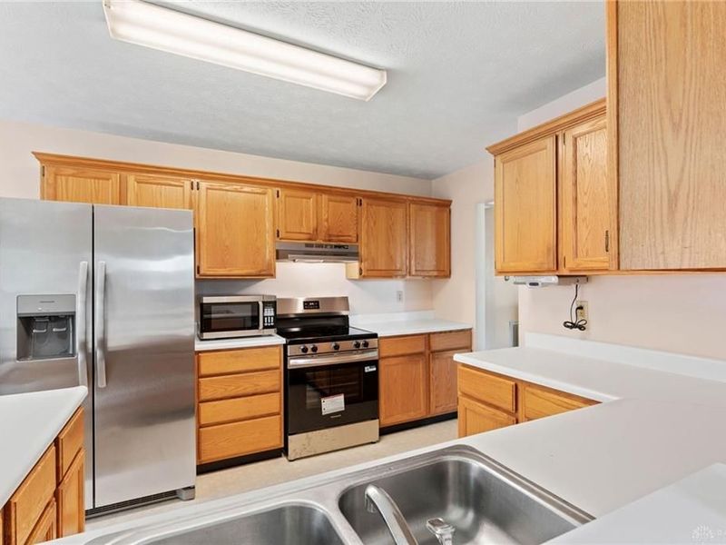 8848 Trowbridge Way, Huber Heights, OH 45424 Photo 9