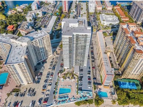 3140 S Ocean Drive, Unit 410, Hallandale Beach, FL 33009