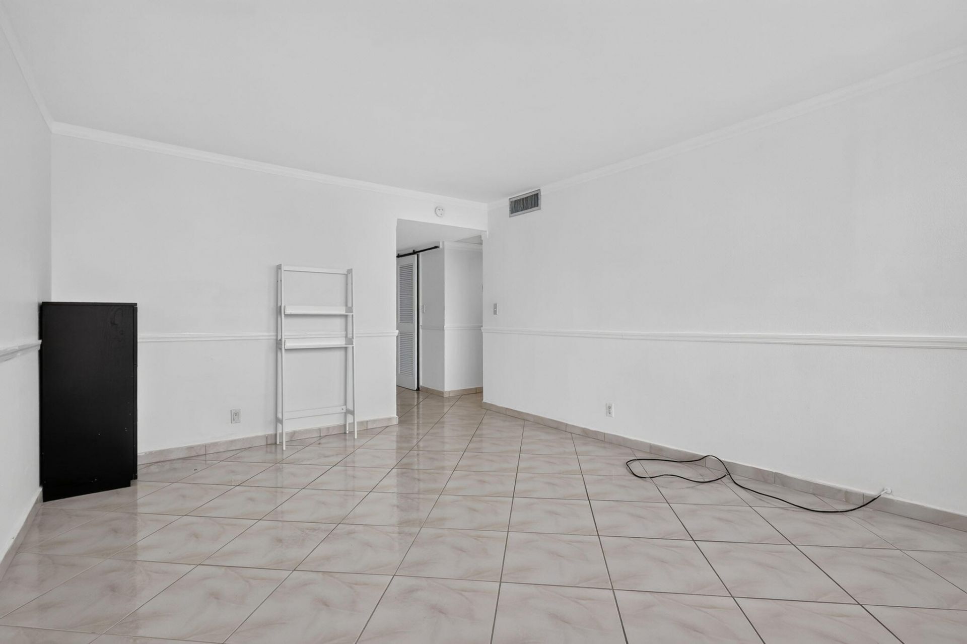 3140 S Ocean Drive, Unit 410, Hallandale Beach, FL 33009 Photo