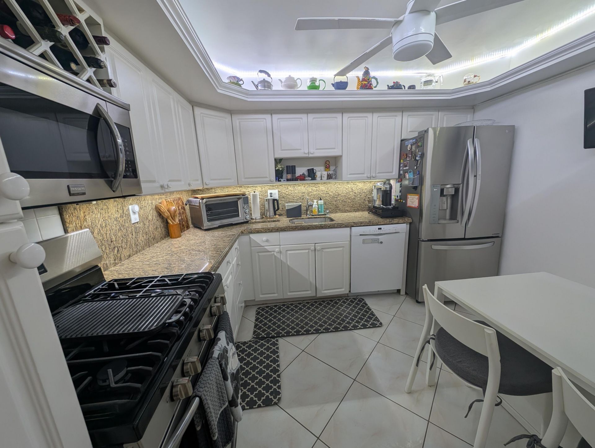 3140 S Ocean Drive, Unit 410, Hallandale Beach, FL 33009 Photo