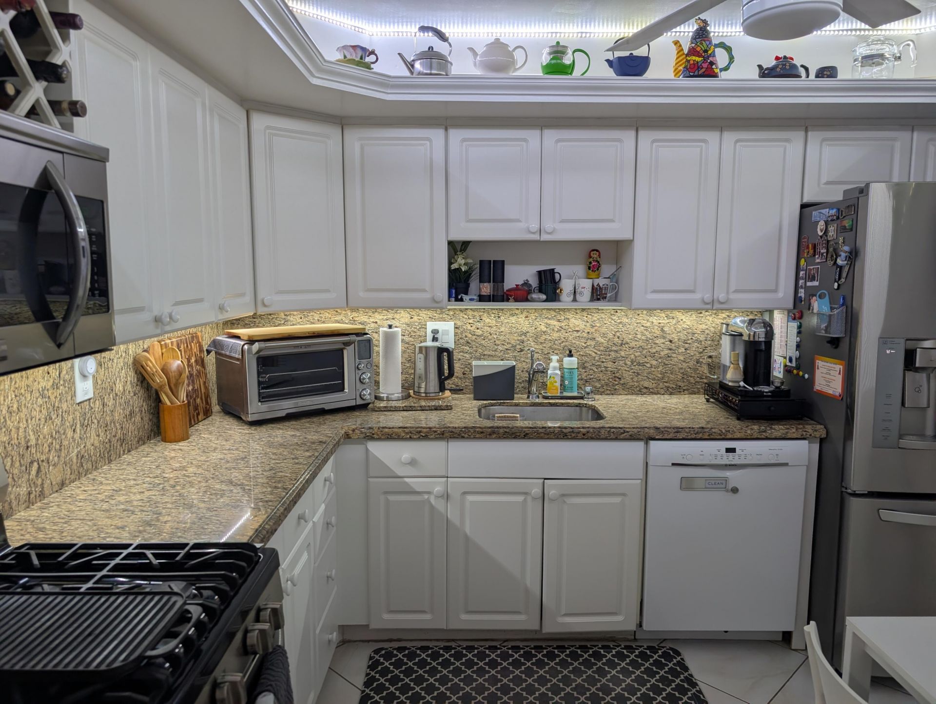 3140 S Ocean Drive, Unit 410, Hallandale Beach, FL 33009 Photo