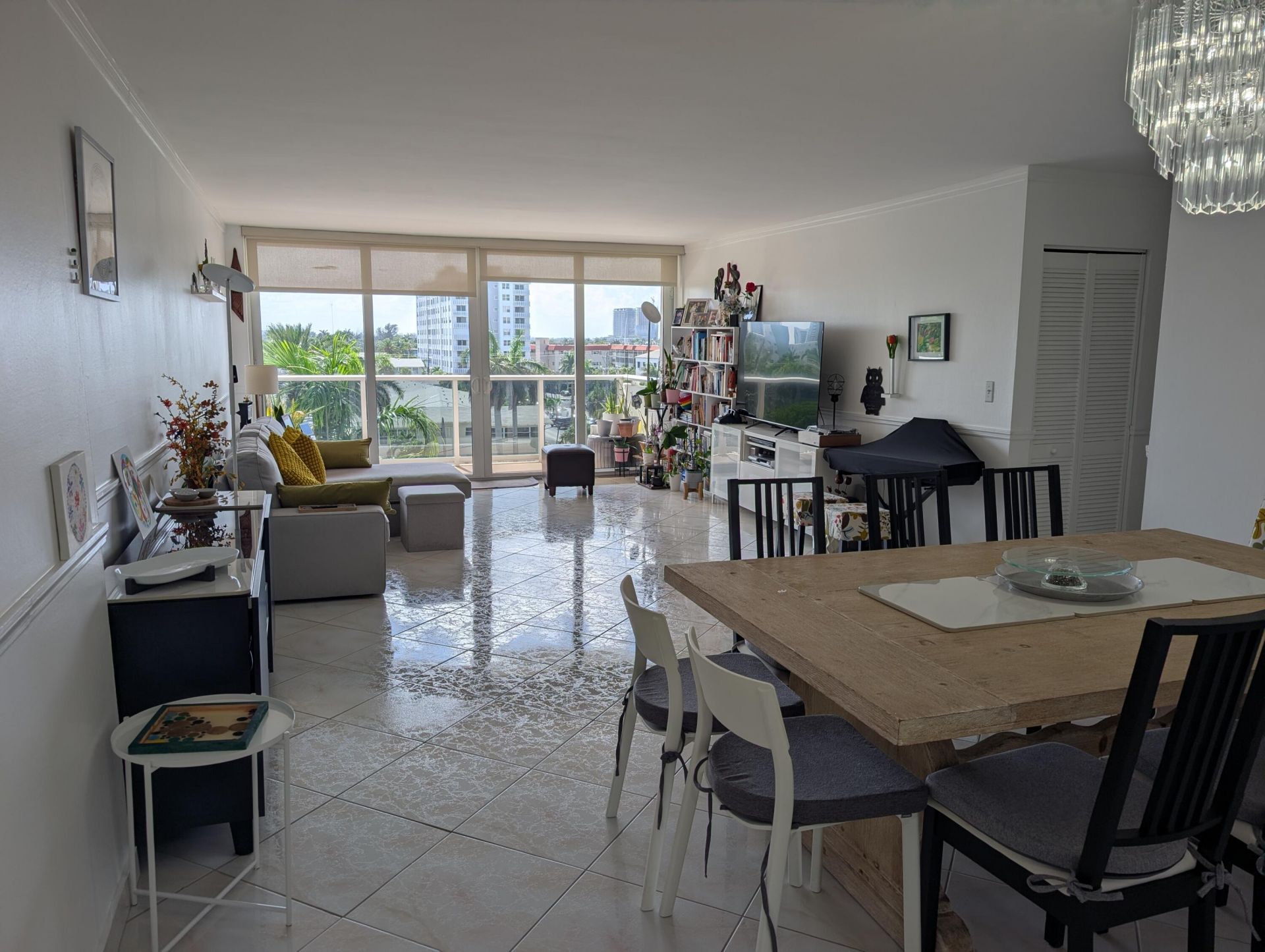 3140 S Ocean Drive, Unit 410, Hallandale Beach, FL 33009 Photo