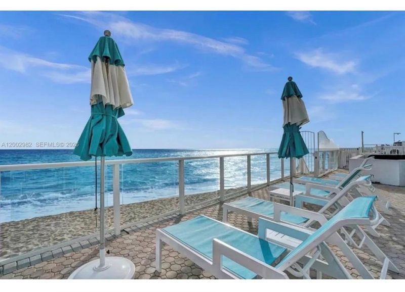 3140 S Ocean Drive, Unit 410, Hallandale Beach, FL 33009 Photo
