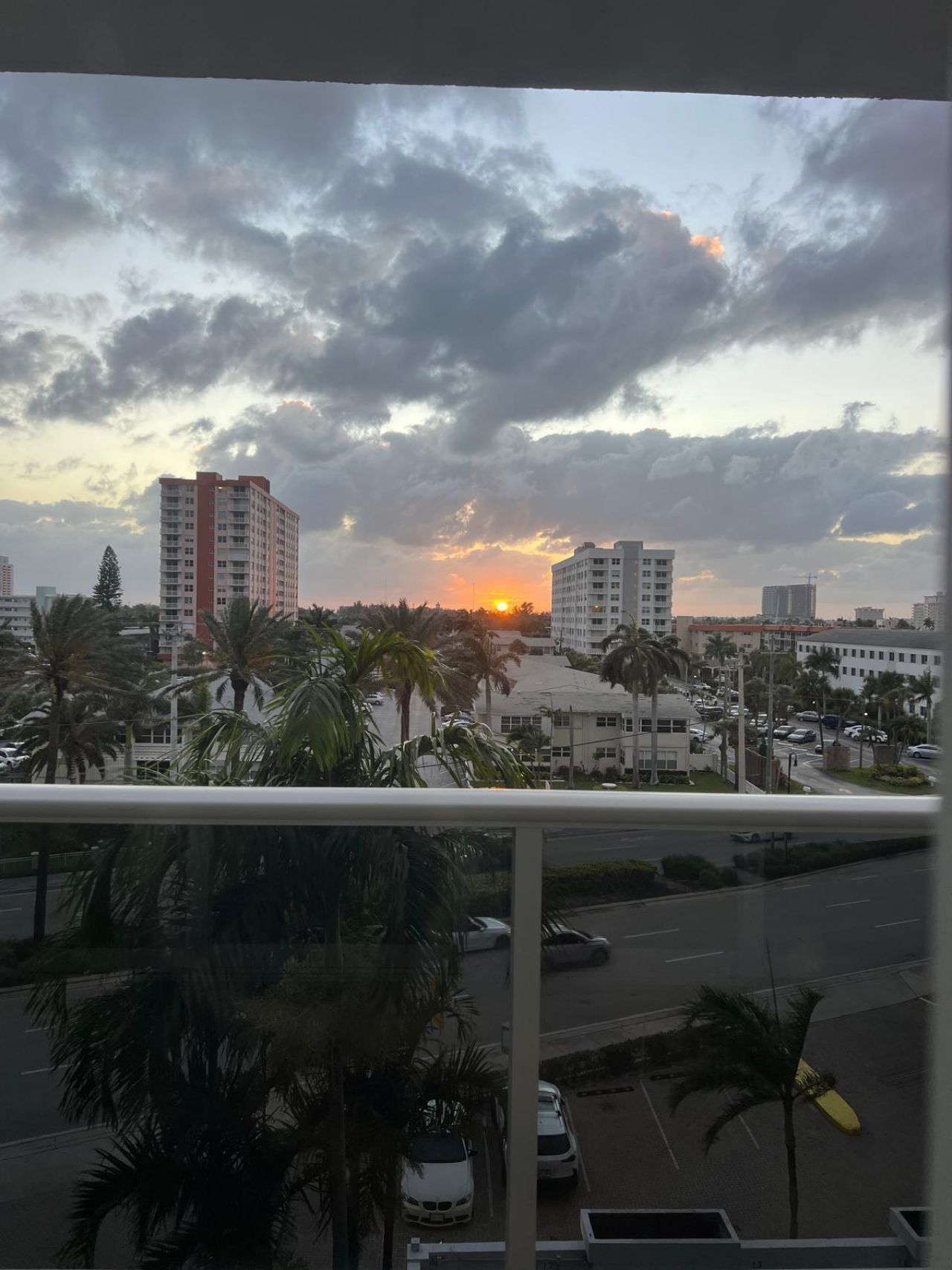 3140 S Ocean Drive, Unit 410, Hallandale Beach, FL 33009 Photo