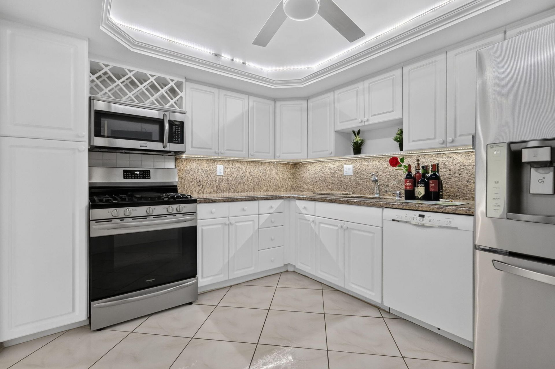 3140 S Ocean Drive, Unit 410, Hallandale Beach, FL 33009 Photo