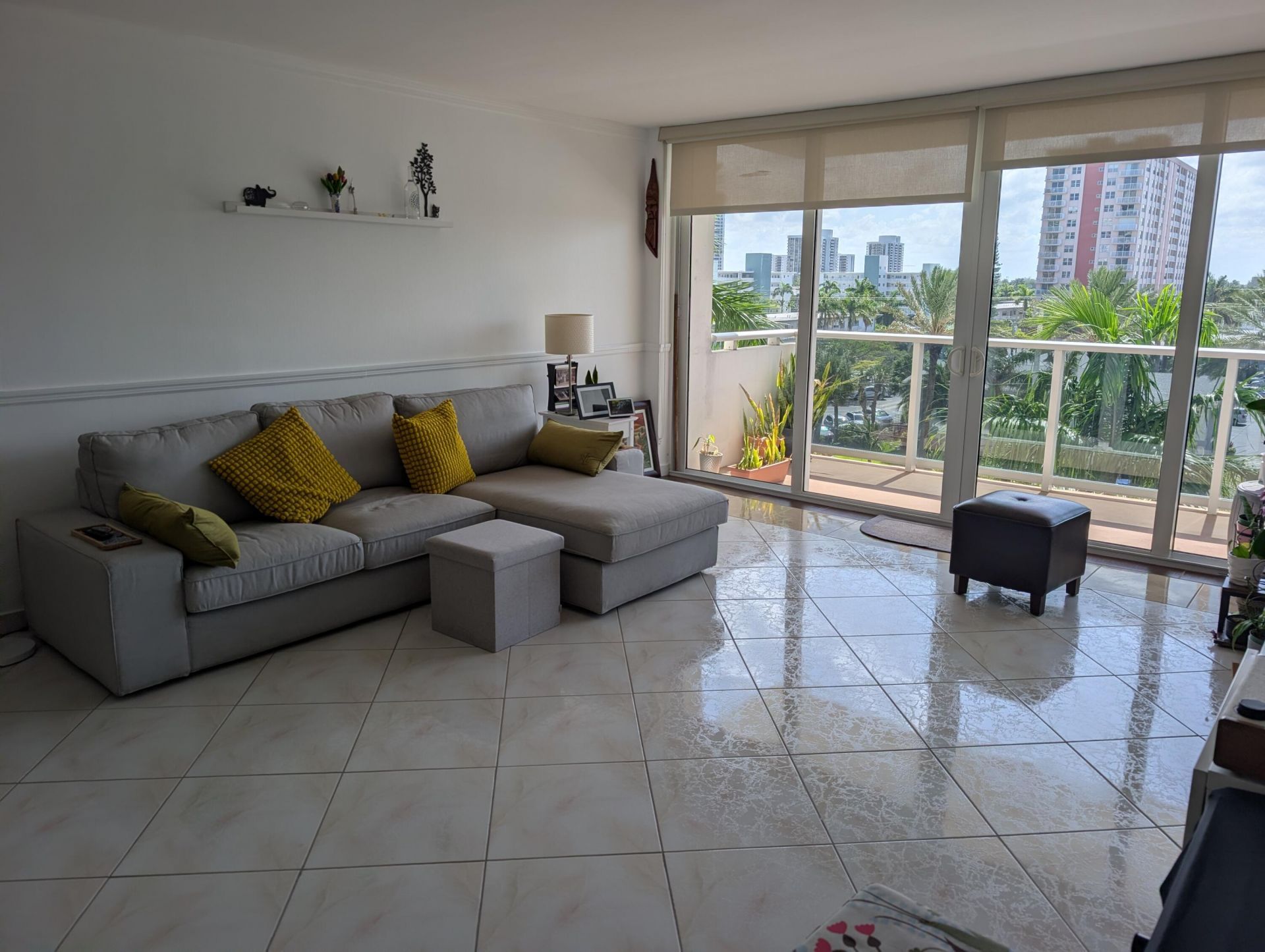 3140 S Ocean Drive, Unit 410, Hallandale Beach, FL 33009 Photo
