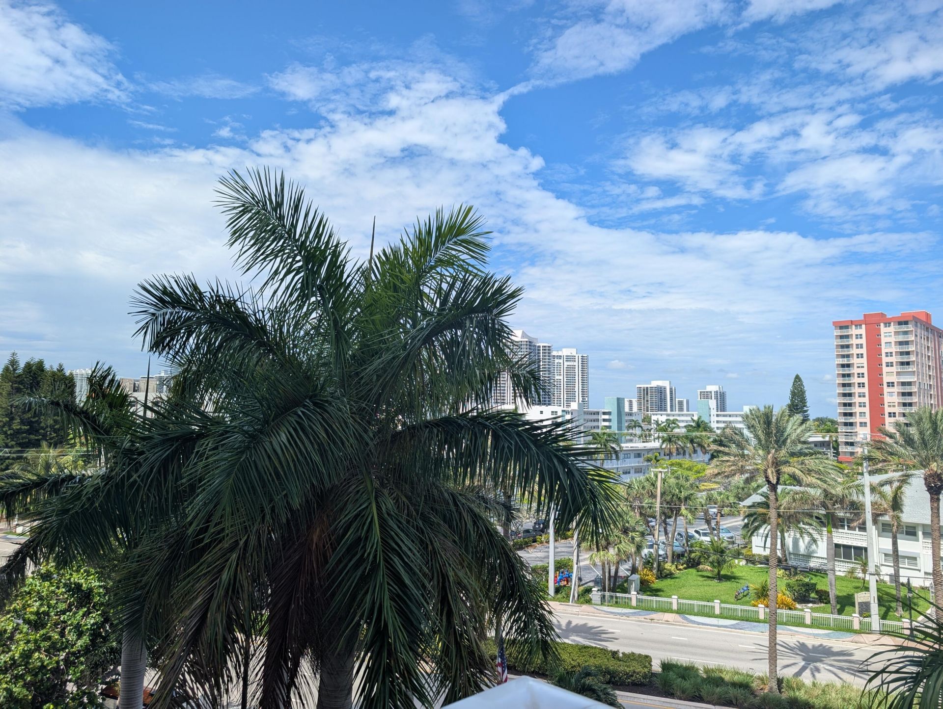 3140 S Ocean Drive, Unit 410, Hallandale Beach, FL 33009 Photo