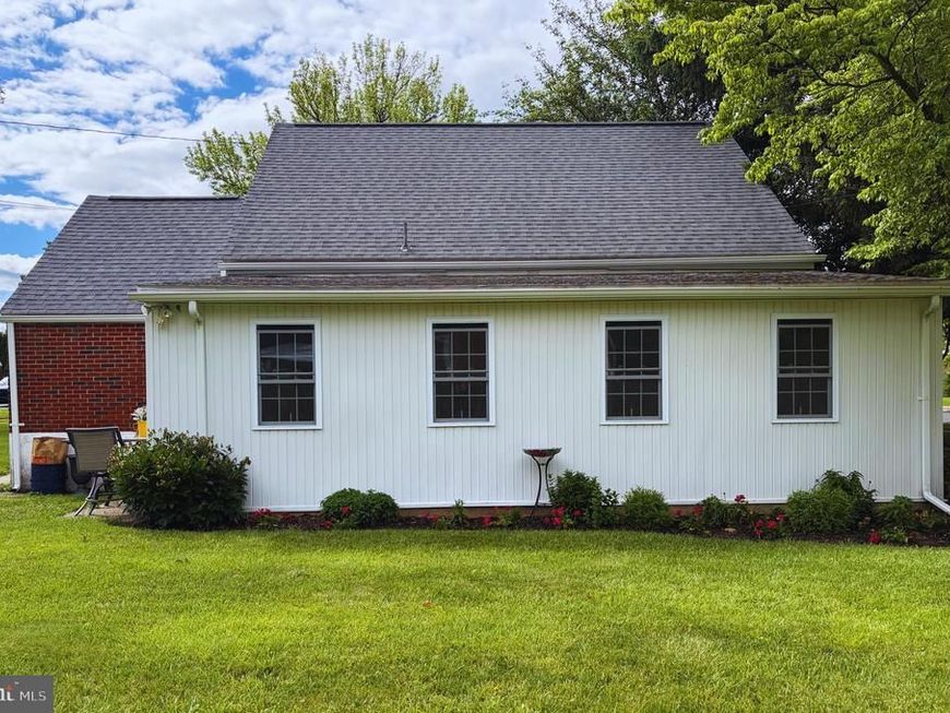 25 Valley Road, Wyomissing, PA 19610 Main Photo