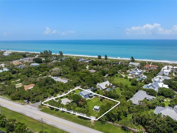 2225 Genesea Lane, Vero Beach, FL 32963
