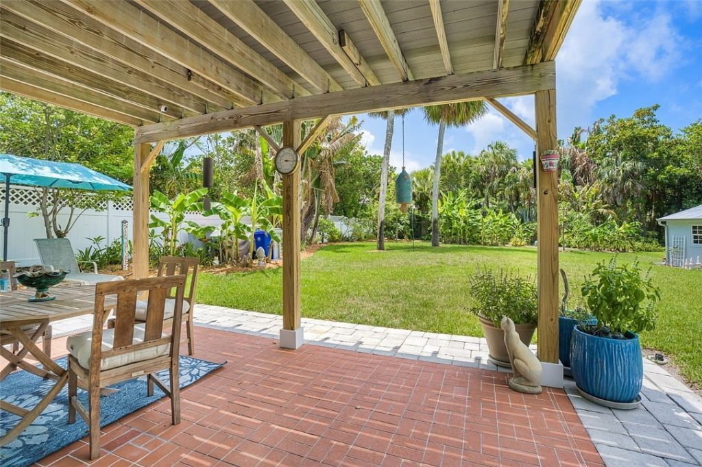 2225 Genesea Lane, Vero Beach, FL 32963 Photo