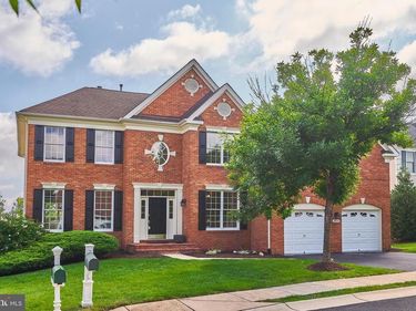 19678 PELICAN HILL COURT , ASHBURN, VA 20147
