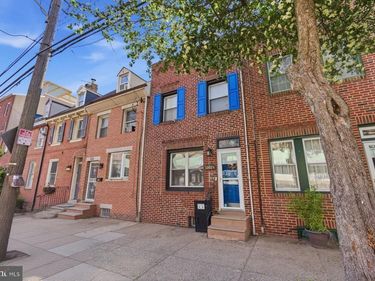 1102 1/2 S FRONT STREET, PHILADELPHIA, PA 19147