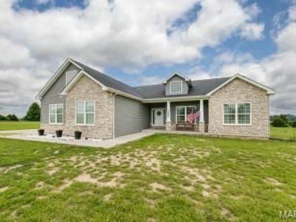 22845 Jewell Lynn Court, Warrenton, MO 63383