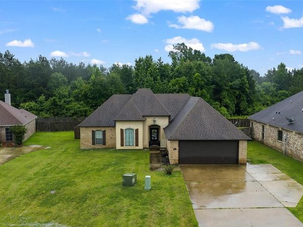 6905 Brighton Oak Circle , Keithville, LA 71047