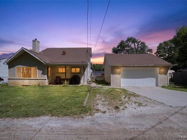 7166 Alpine Drive, Argentine Twp, MI 48451