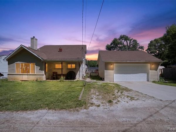 7166 Alpine Drive , Argentine Twp, MI 48451