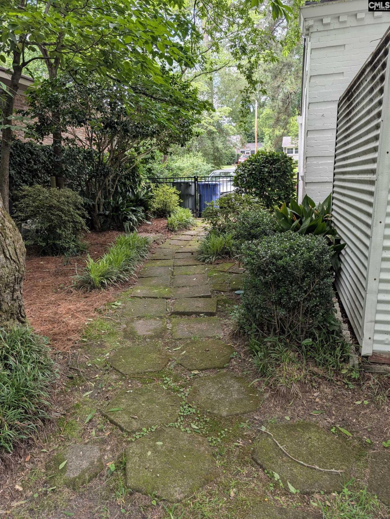1136 Eastminster Drive  Photo 23