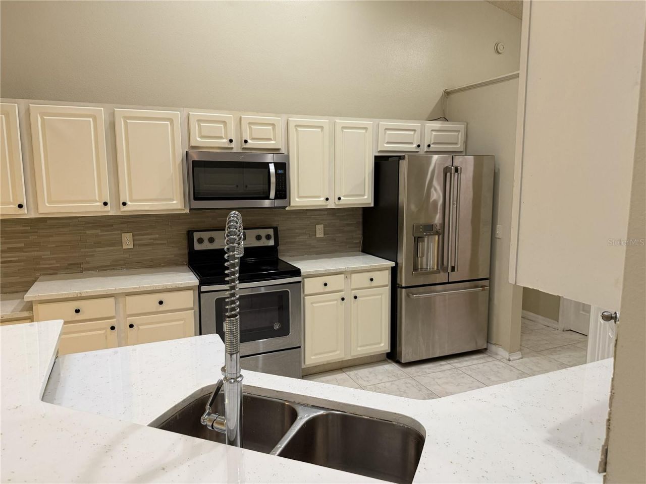 3733 Weetamoo Circle, Orlando, FL 32818 Photo