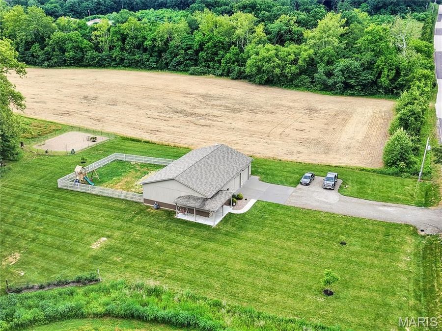 Property Image 37
