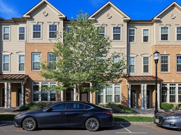 15 S Davenport St, Somerville, NJ 08876