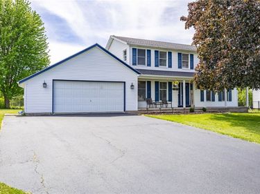 872 Guinevere Drive , Rochester, NY 14626
